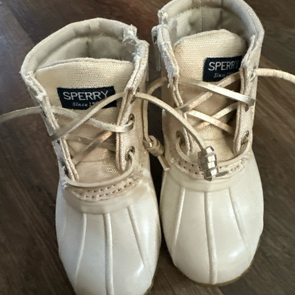 Sperry Kids Tan Boots - Picture 1 of 7